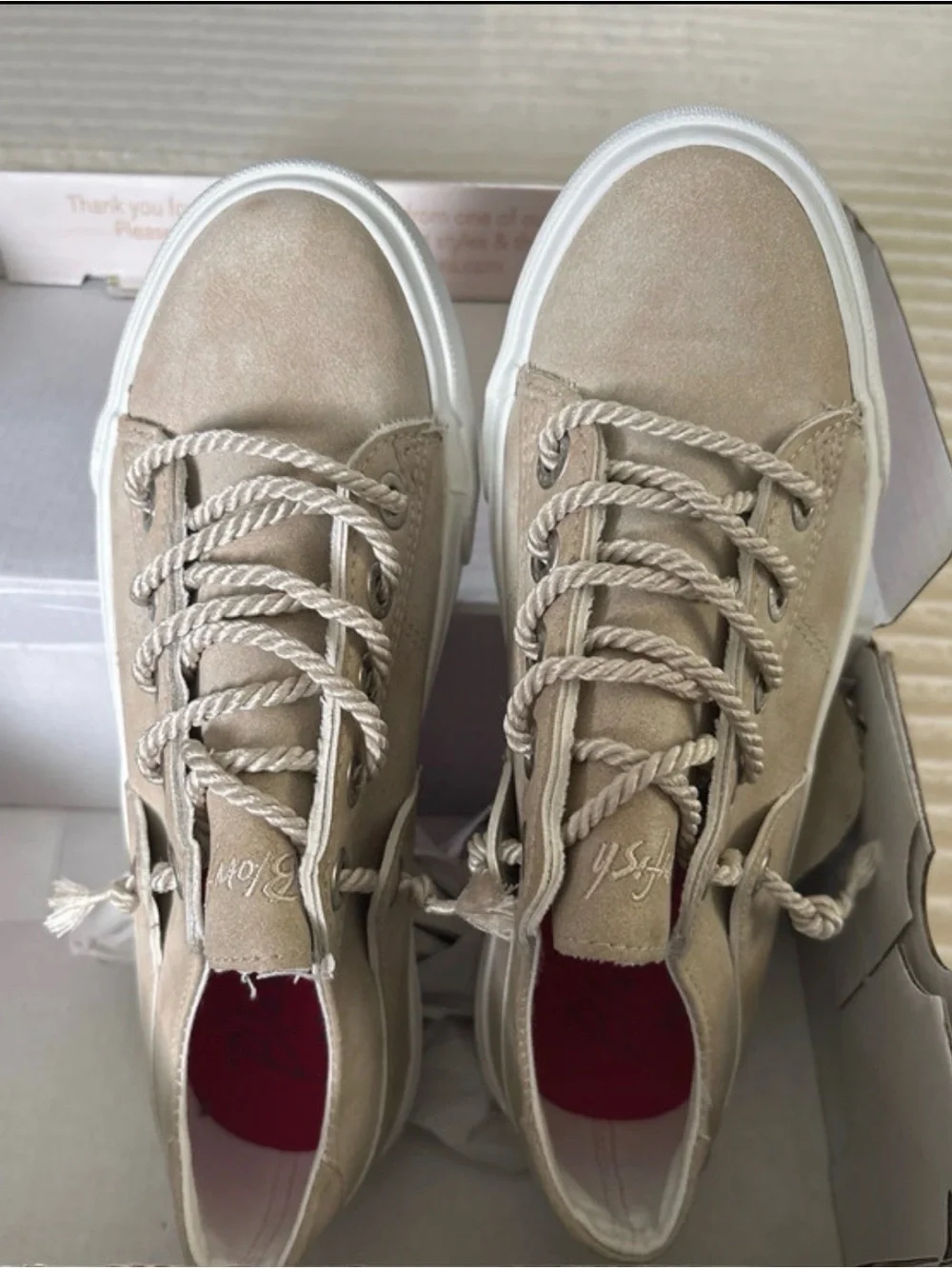 Women's Casual Low-Top Suede Sneakers in Beige